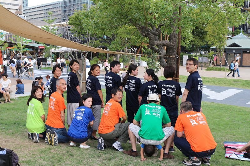 ウォーキングサークルのカラフルサークルTシャツ☆ - タカハマライフアート ウォーキングサークルのカラフルサークルTシャツ☆ - タカハマライフアート