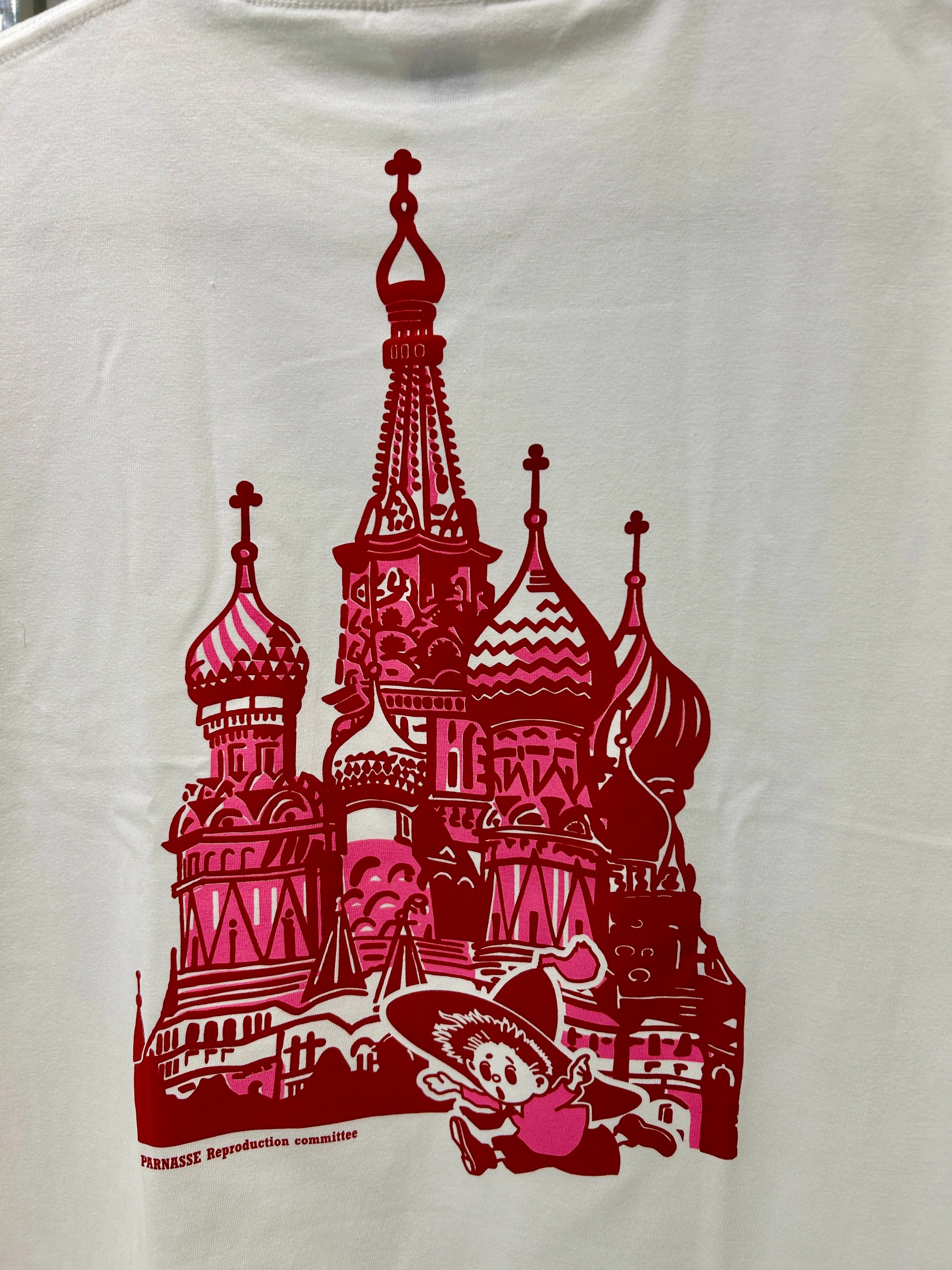 百貨店販売で高評価を獲得したバックプリントが映えるオリジナルTシャツ
