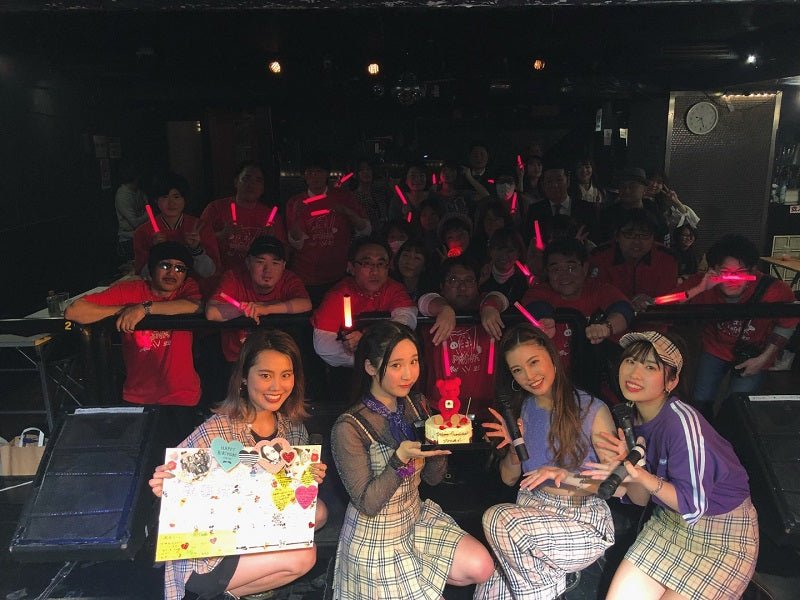 初めてでしたがご対応が丁寧かつ迅速で非常に助かりました。 - タカハマライフアート