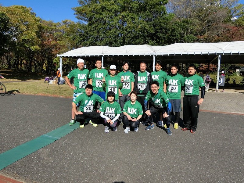 グリーン×ホワイトで爽やかなオリジナルTシャツ！ - タカハマライフアート